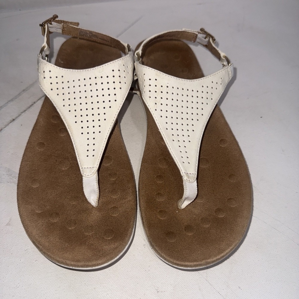 Vionic Willow White Faux Leather Strap Back Thong Sandals Slip On USA Women's 8